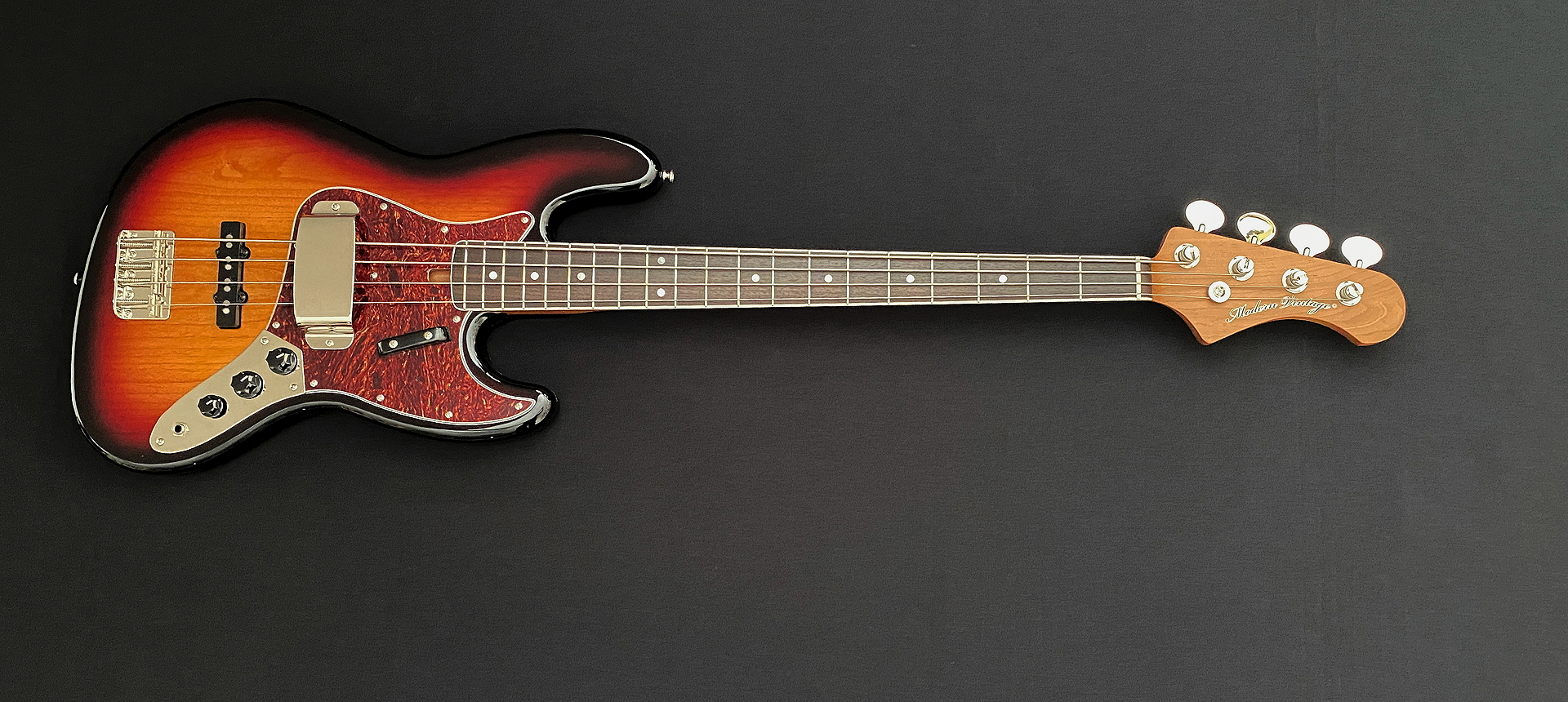 Modern Vintage MVJ4-66 J-Style Bass Fiesta Red