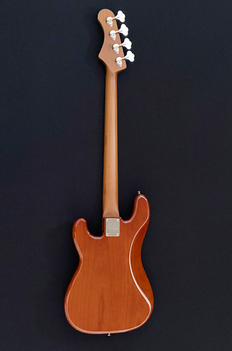 Modern Vintage MVP4-72 '70s 4-String Bass Walnut Brown – CB&G